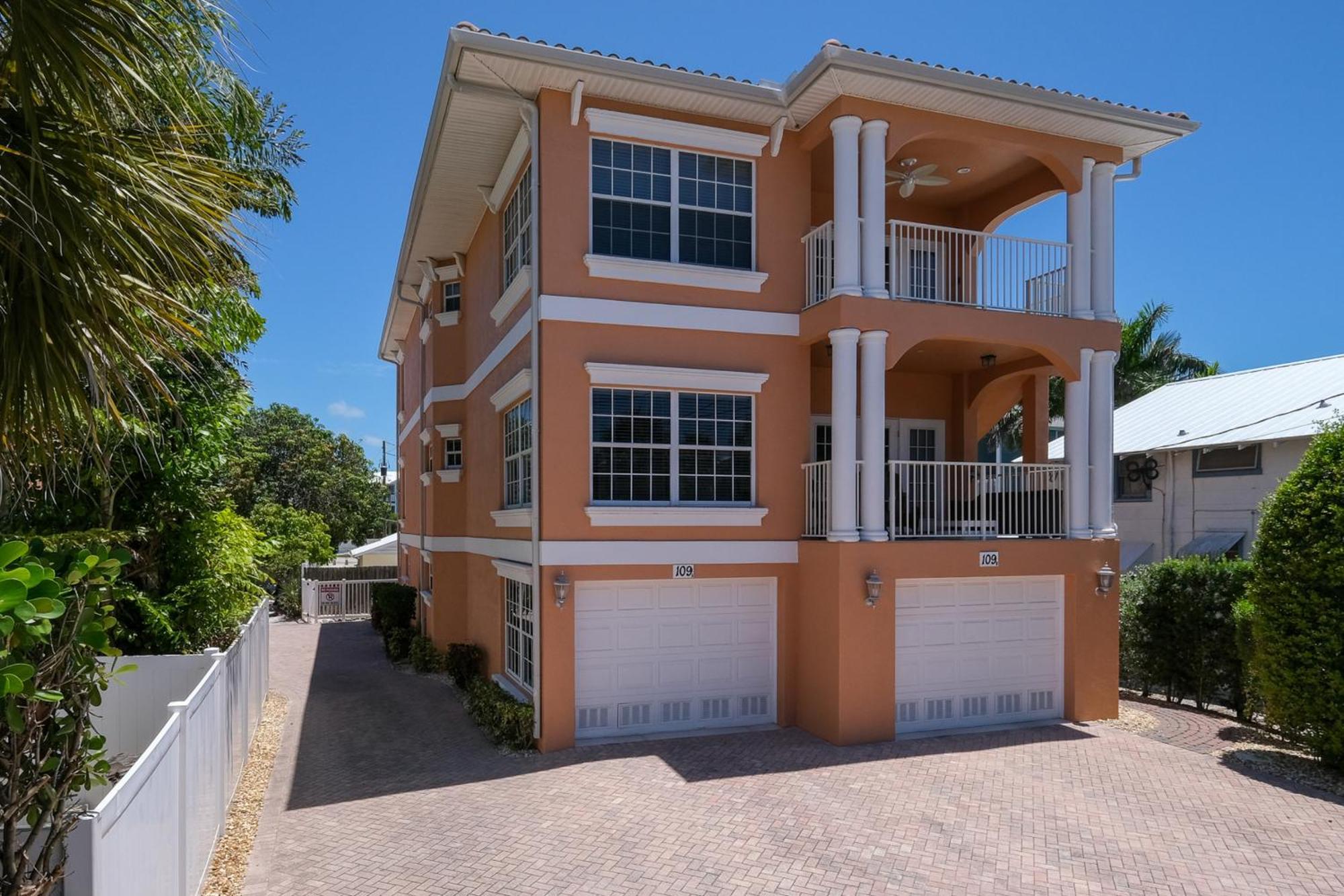 Hibiscus Hideaway Condo Walk To Historic Bridge St Брейдентон Бийч Екстериор снимка